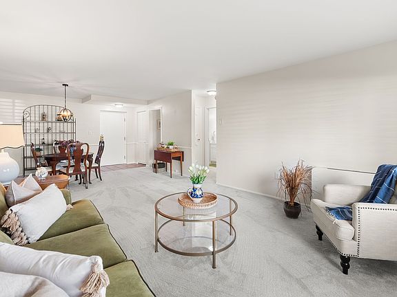 5th image of 3167 Linden Rd APT 110