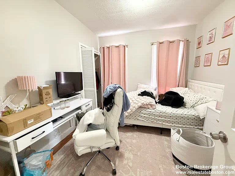 17 Sachem St #1 — Photo 3