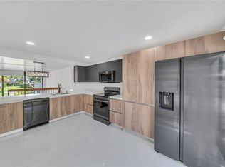 7143 SW 53rd Ln, Miami, FL 33155