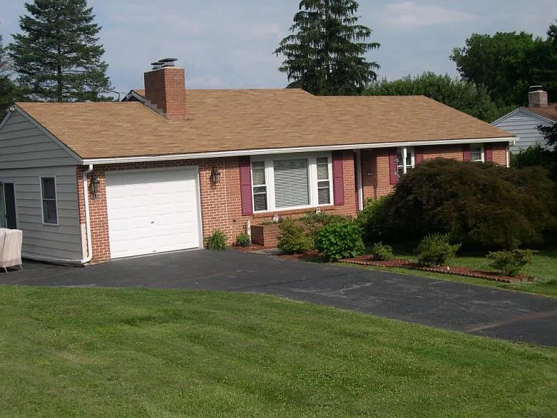 358 Abbeyville Rd photo 1