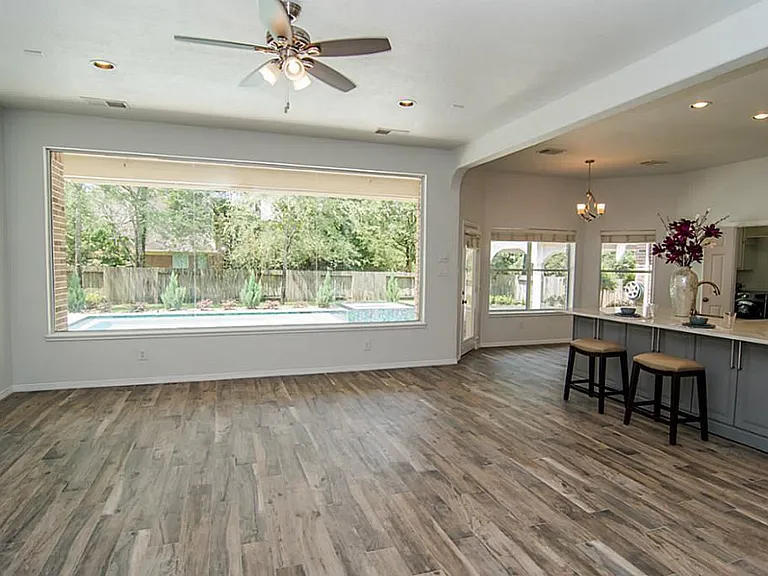 143 N Shawnee Ridge Cir — Photo 4