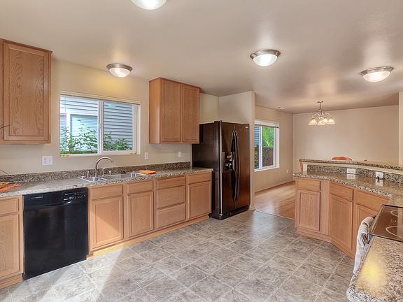 3rd image of 21347 SE 297th St