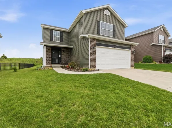27518 Forest Ridge Dr, Warrenton, MO 63383