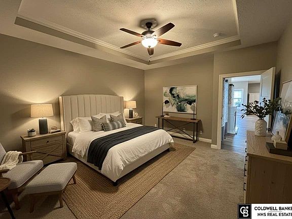 5th image of 221 Briarwood Ln