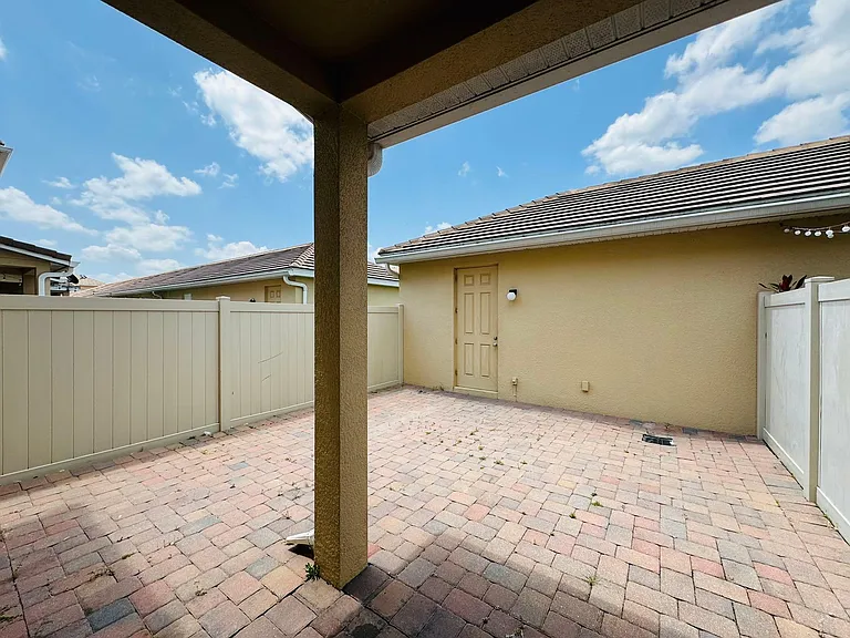 7444 Ripplepointe Way — Photo 12