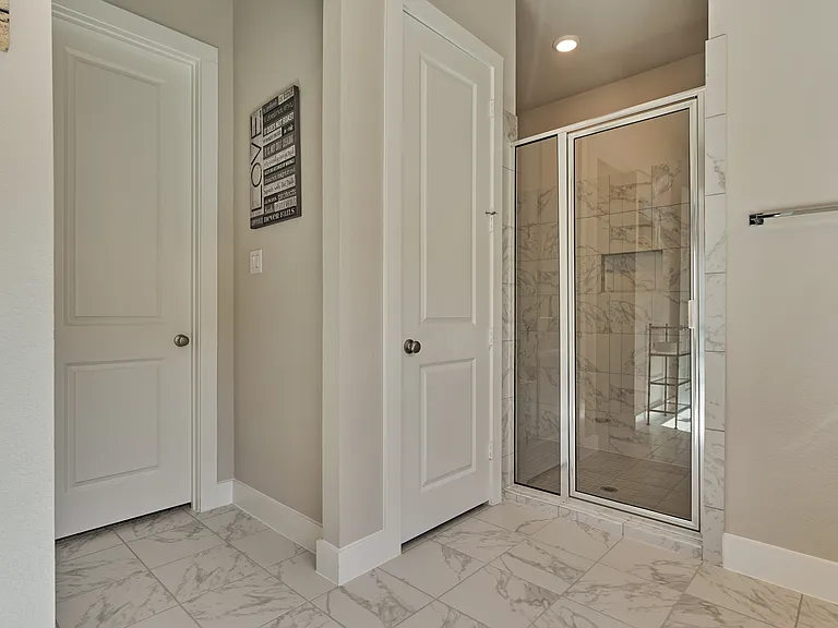 1716 Encino Blvd — Photo 28