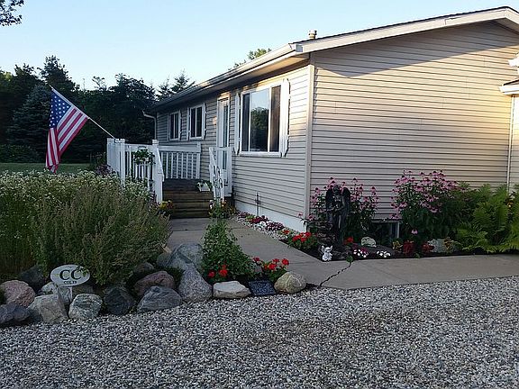 5th image of 8679 S Cypress Ave