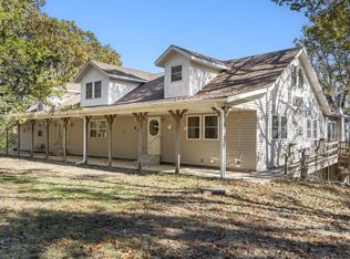 974 Bread Tray Mountain Rd, Lampe, MO 65681