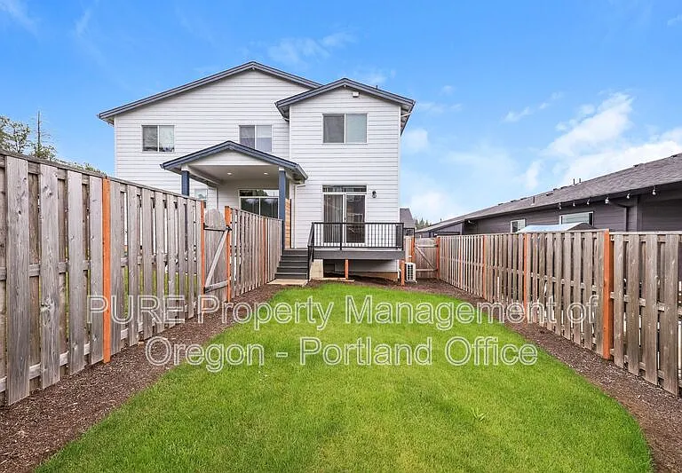 1801 NE Robert Rd — Photo 19