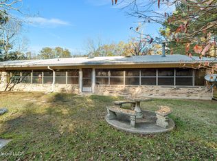 482 County Home Rd, Ellisville, MS 39437