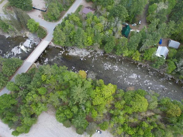 1002 Carriage Road, Carrabassett Valley, ME 04947