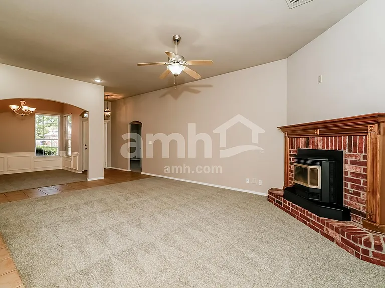 8101 S Elder Ave — Photo 6
