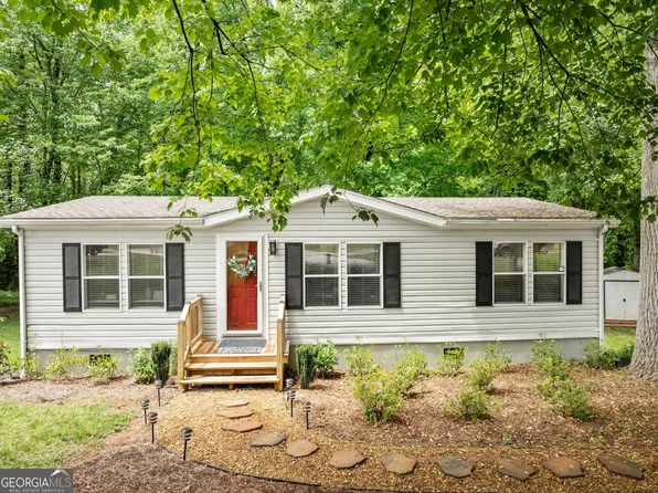 171 Midland Ct, Clarkesville, GA 30523