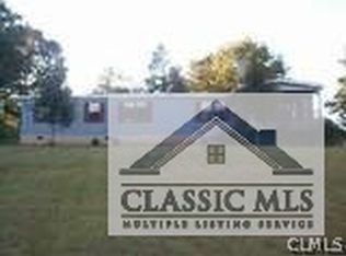 277 Hidden Acres Dr, Winder, GA 30680