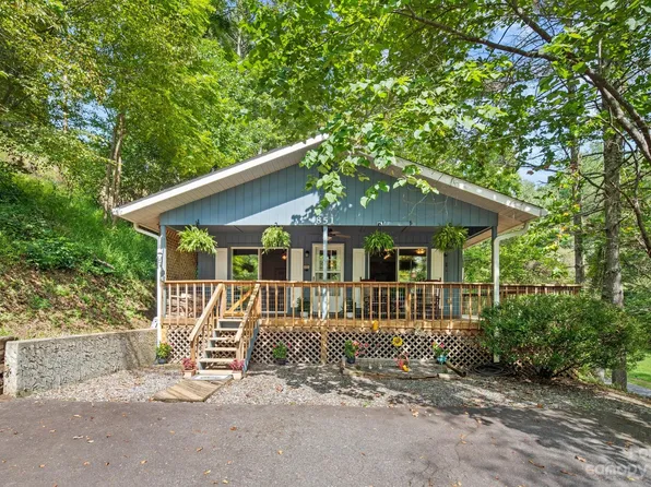 851 McKinney Rd, Burnsville, NC 28714