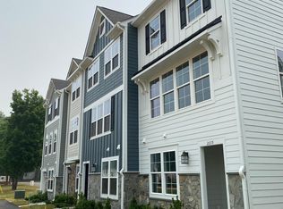3189 Acadia Dr, Charlottesville, VA 22911
