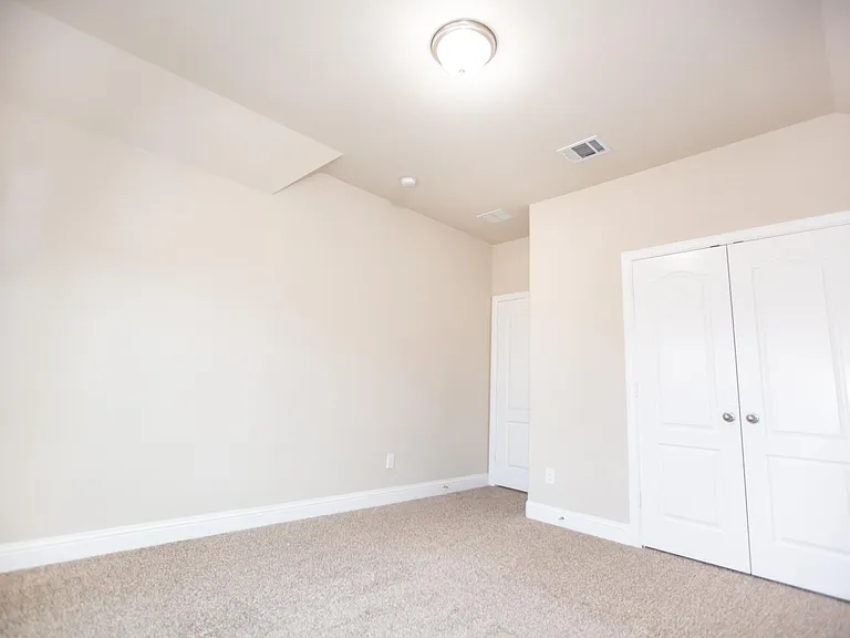2100 Miramar Dr — Photo 25
