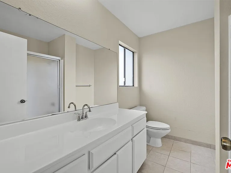 417 N Alhambra Ave #B — Photo 20