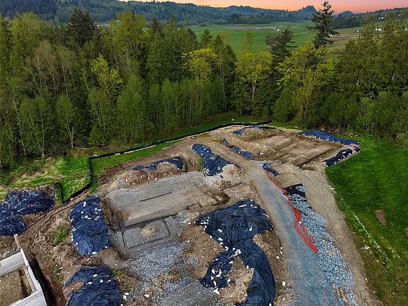 3rd image of 24022 Dolphin Lane