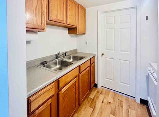 14 Central Street, Essex Junction, VT 05452