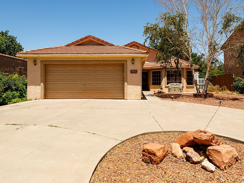 1st image of 65 E Red Shadow Cir