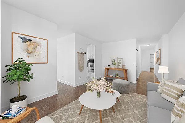 Rented by Nest Seekers International | media 8