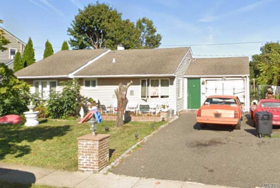 65 East Ave, Glen Cove, NY 11542 Zillow