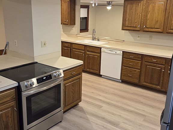 kitchen (continued)
