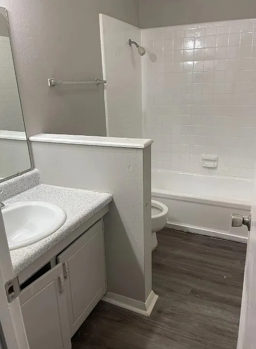 Barrington HIlls — Photo 4