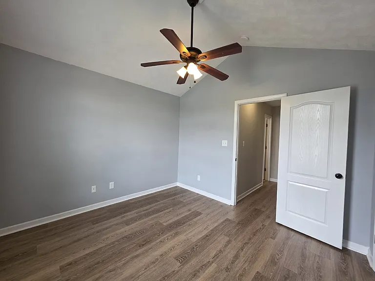 4608 Crystobal Rd — Photo 19