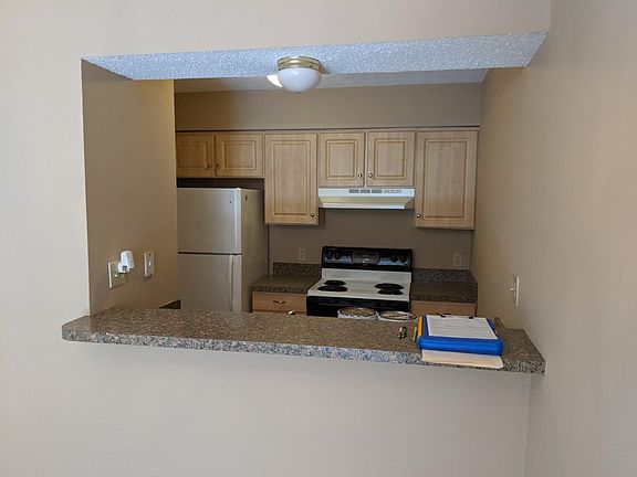3rd image of 143 Sandra Del Mar Dr