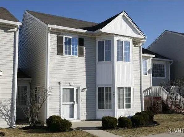 353 Evening Star Ct, Bolingbrook, IL 60440