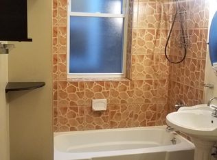 5702 S Indiana Ave APT 3, Chicago, IL 60637