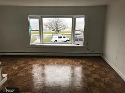 2 Middle St #3 — Photo 5
