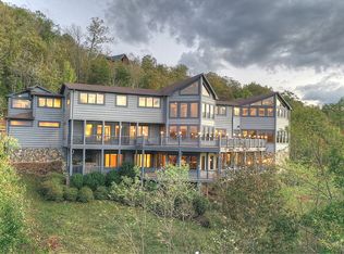 531 Deer Crest Hts, Blue Ridge, GA 30513