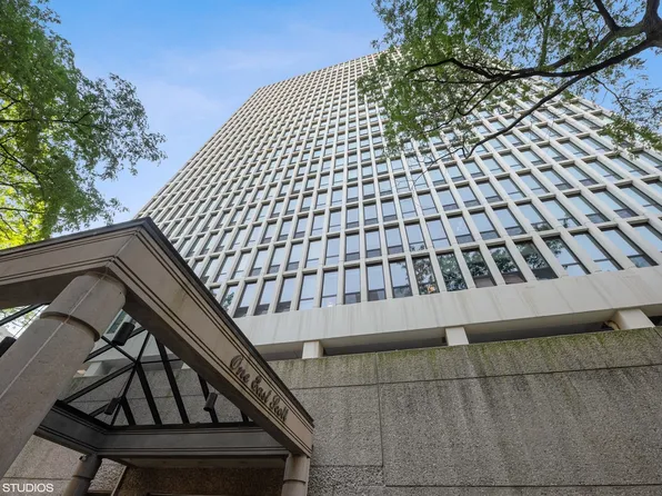 1 E Scott St APT 601, Chicago, IL 60610