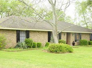 103 Chaisson Rd, Broussard, LA 70518