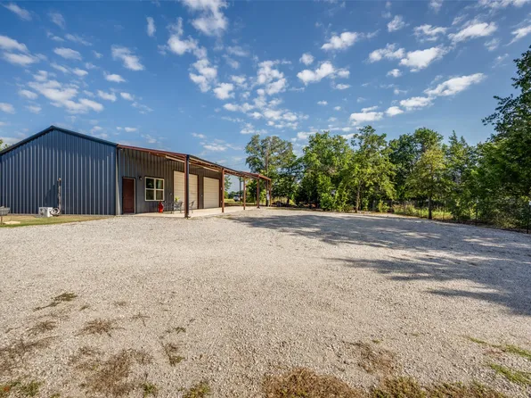 227 Lanier Rd, Forestburg, TX 76239