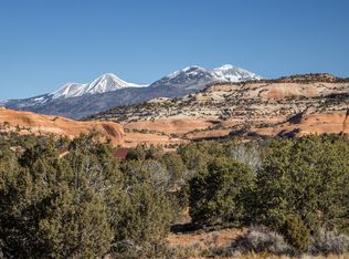 32 W Austin Ct, La Sal, UT 84530