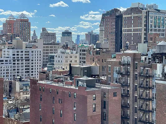 Sold by Compass | media 9