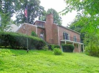 13 Ansonia Rd, New Fairfield, CT 06812