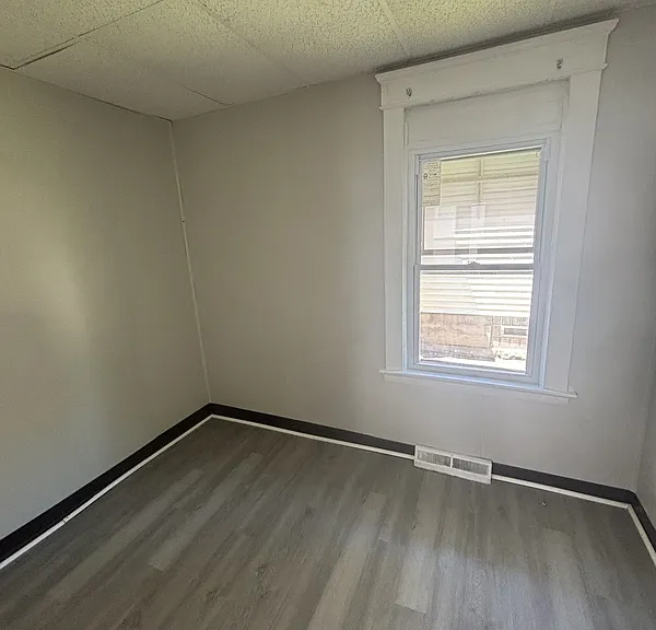 6819 Hope Ave — Photo 9