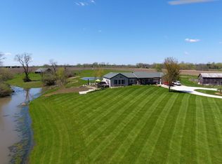 10110 Heaton Rd, Rushville, IL 62681