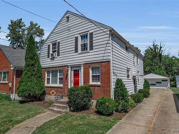 2nd image of 1203 Eggert Rd