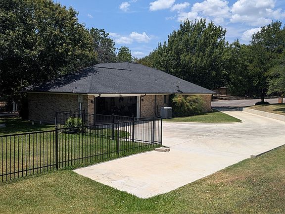 4th image of 8832 Arbor Crest Ct