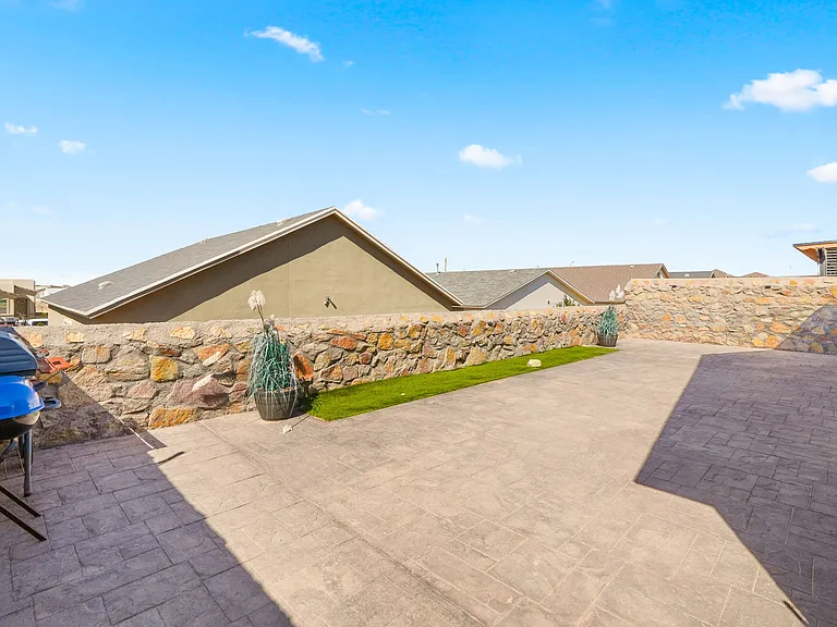 13833 Sky Harbor Ave — Photo 33