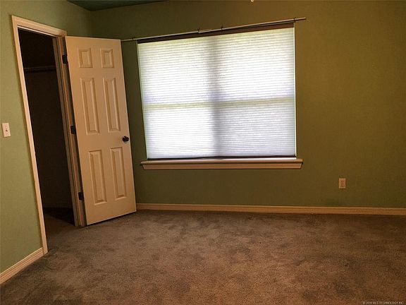 5th image of 204 N Ward Ave