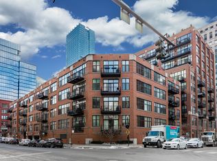 333 W Hubbard St APT 412, Chicago, IL 60654