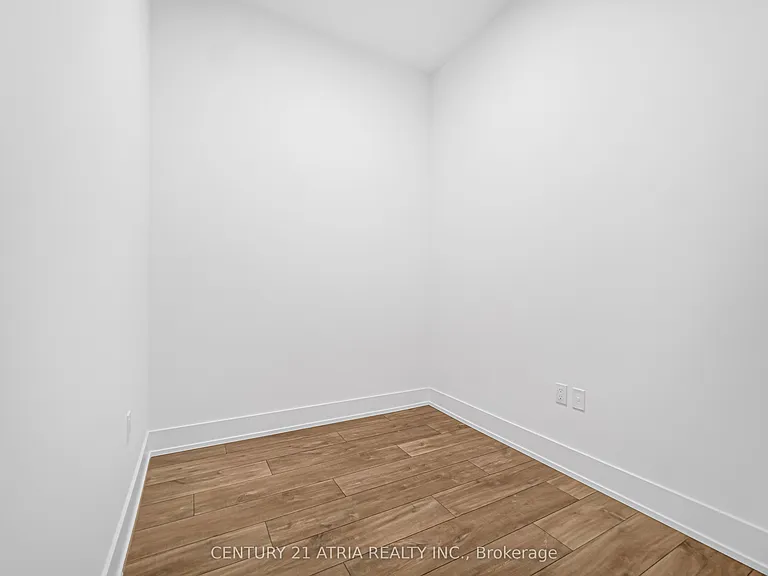 858 Dupont St #Penthouse 19 — Photo 12