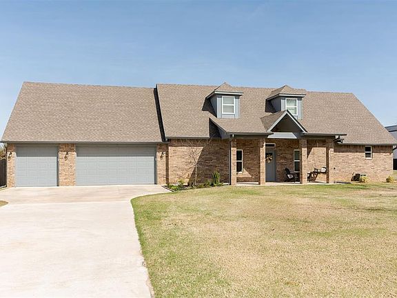 3rd image of 2899 Pecan Rdg